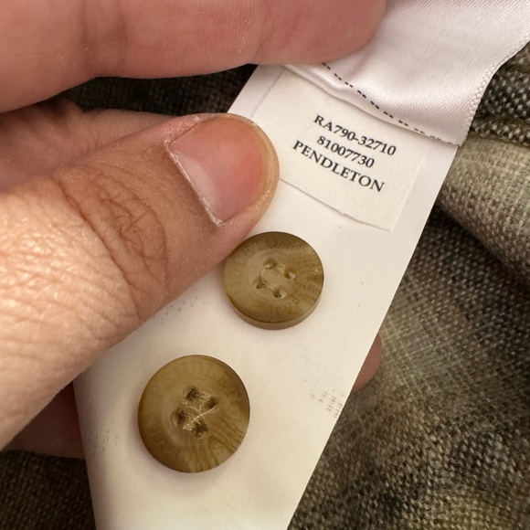 NWT Pendleton Men's Green Plaid Board Shirt- Size XL - Picture 9 of 10